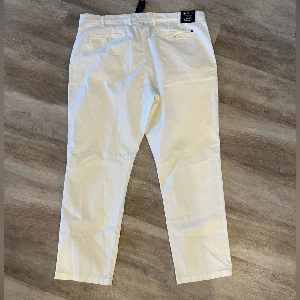Tommy Hilfiger White Chino Pants Men’s 38x30 NWT Classic Fit - Picture 2 of 5